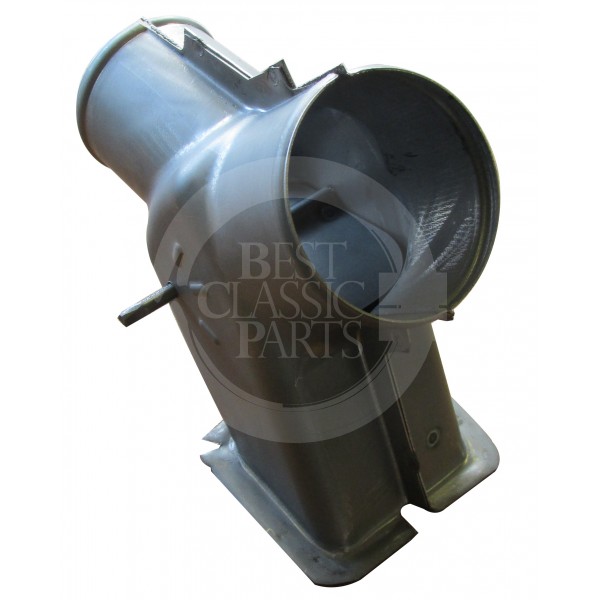 Heizungsstutzen groß an Stirnwand